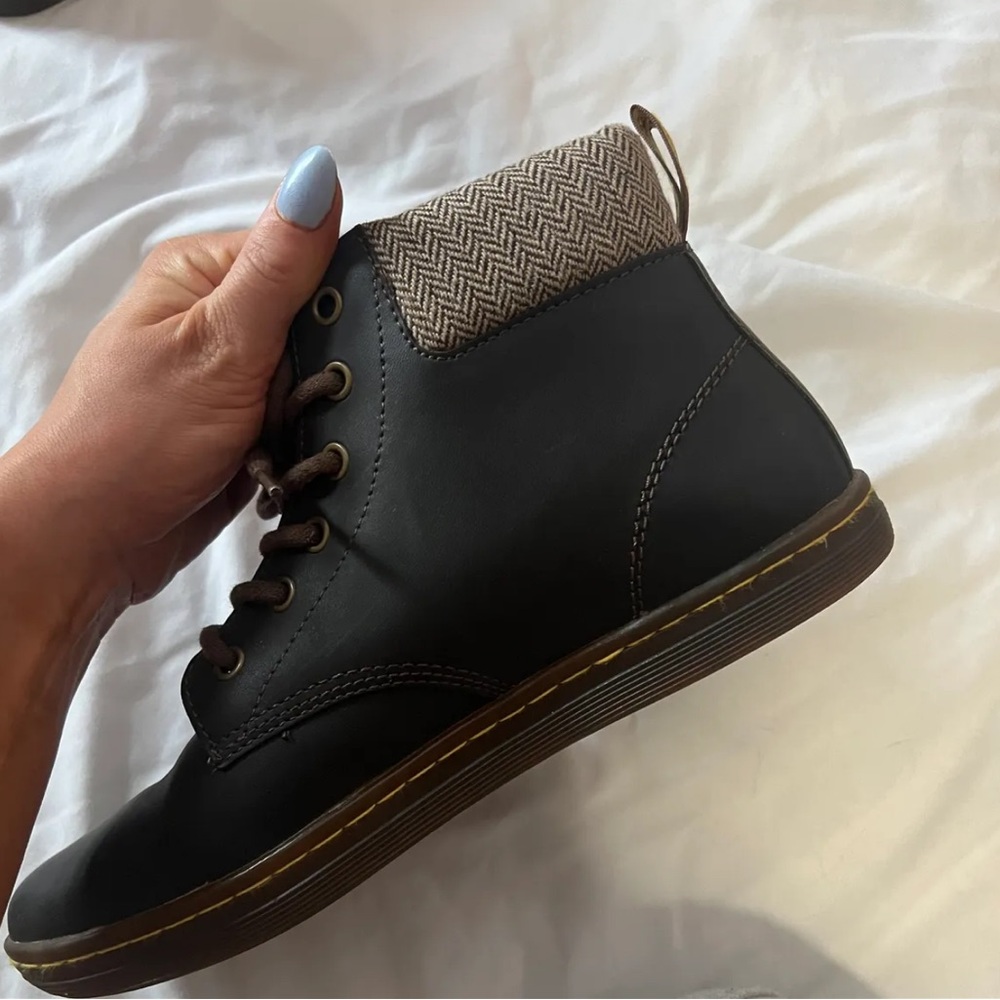 Dr. Martens Maelly Padded Collar Boots